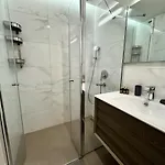 новая стильная у площади таксим, панорамная терраса на крыше Appartement