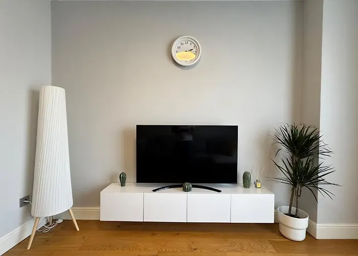 Apartment новая стильная у площади таксим, панорамная терраса на крыше *